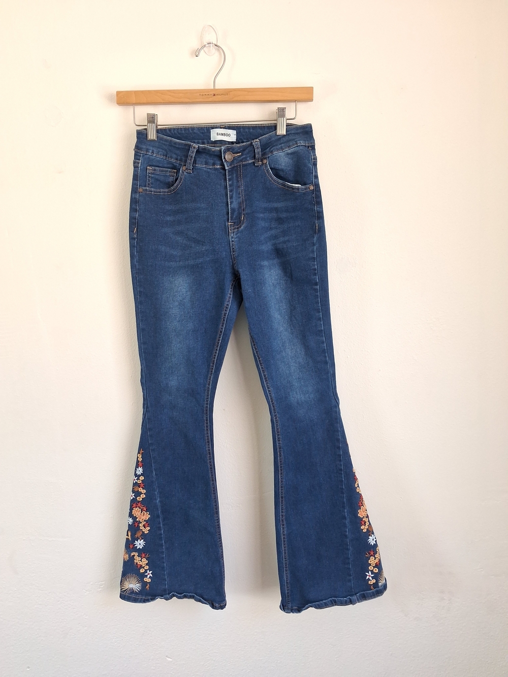 Bamboo Flare Bell Bottom Pink Floral Embroidered Jeans Boho Hippie Size 9